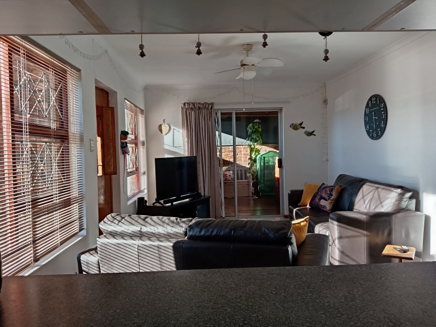3 Bedroom Property for Sale in Strelitzia Park Eastern Cape